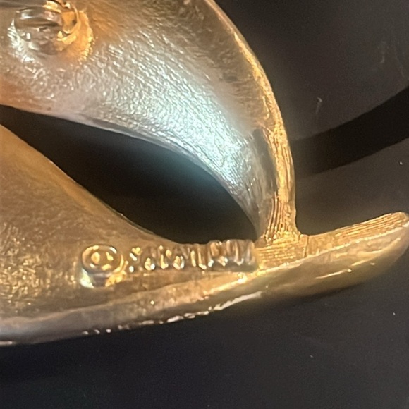 1965 Sarah Coventry White and Gold Pearlized Leaves Brooch Pin - Picture 5 of 8